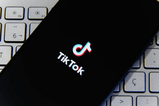 أقرانهم سرا استخدام tiktok انفجار واحد خدعة ! لم يفت الأوان بعد