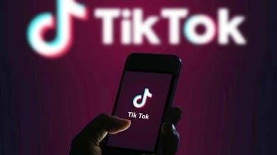 How do iOS users use TikTok in China?