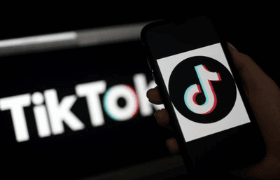 What are the methods for registering TikTok after downloading?
