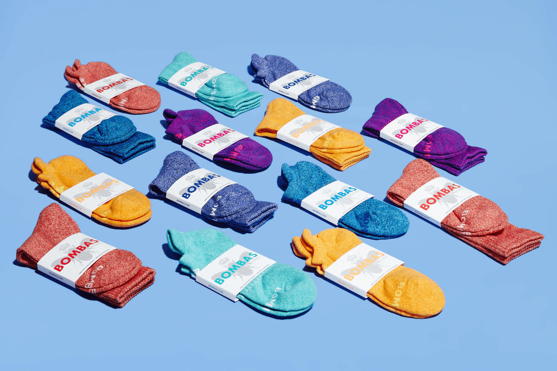 Can socks sell for 250 million US dollars annually? How Bombas Conquers the World with 'Warmth'