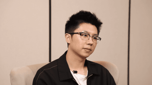 上海小伙再创业，如何在4年内打造海外畅销美瞳品牌？