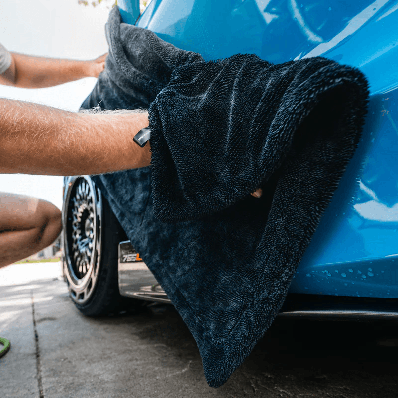 TikTok上的“吸水传奇”：从一条视频到百万美元的吸金之路