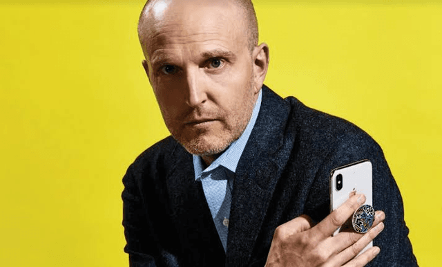 哲学教授不教课去创业，靠手机支架竟然年入2亿美元！