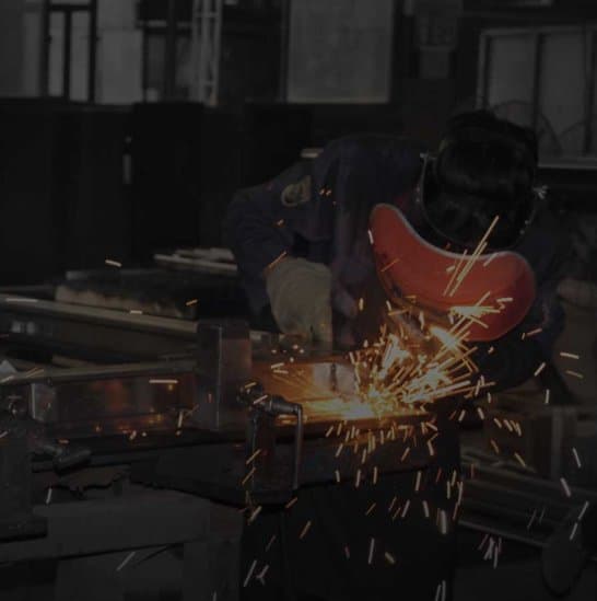 为国际市场提供高品质的中国门解决方案