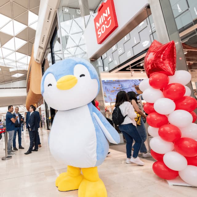 萌趣インタラクティブは国民のお祭り騒ぎを引き起こし、挑戦試合はクリスマス消費の情熱に火をつけた